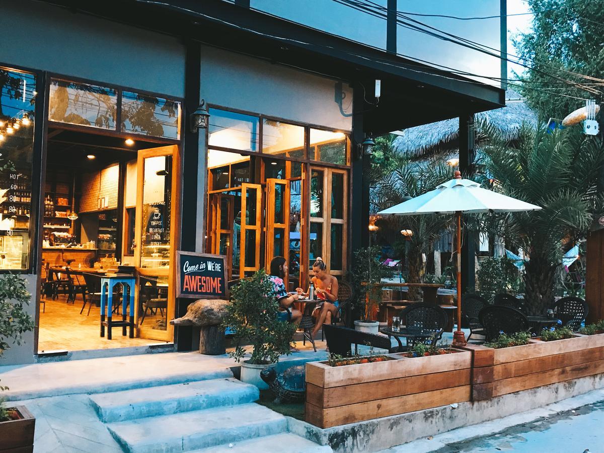 Bloom Cafe & Hostel Koh Lipe Ngoại thất bức ảnh
