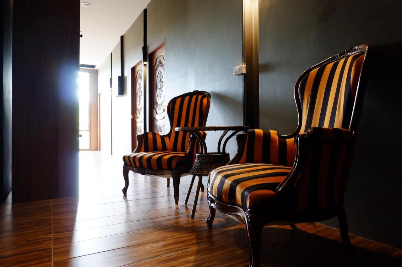 Bloom Cafe & Hostel Koh Lipe Ngoại thất bức ảnh